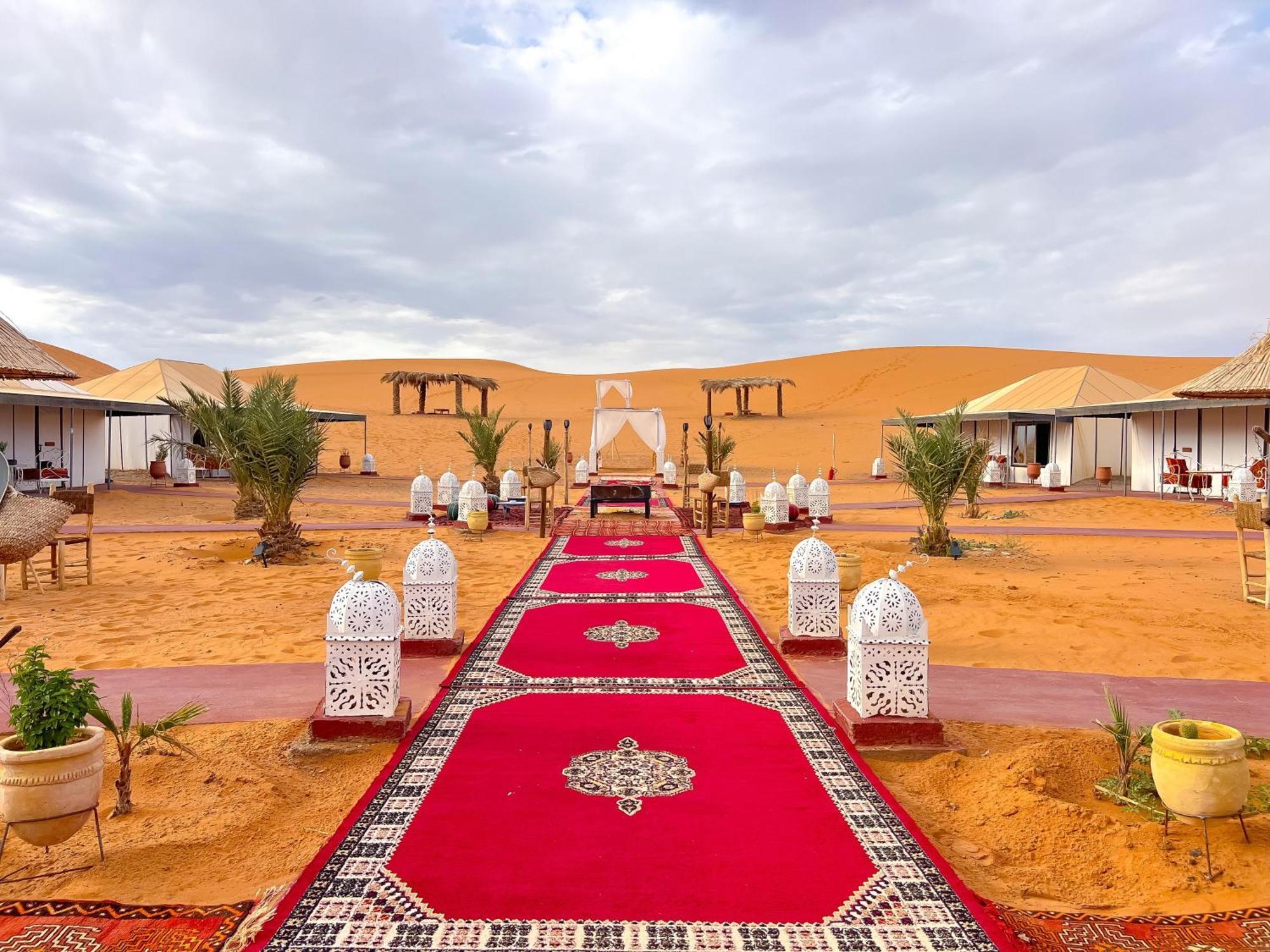 Hassan Luxury Camp 메르주가 외부 사진