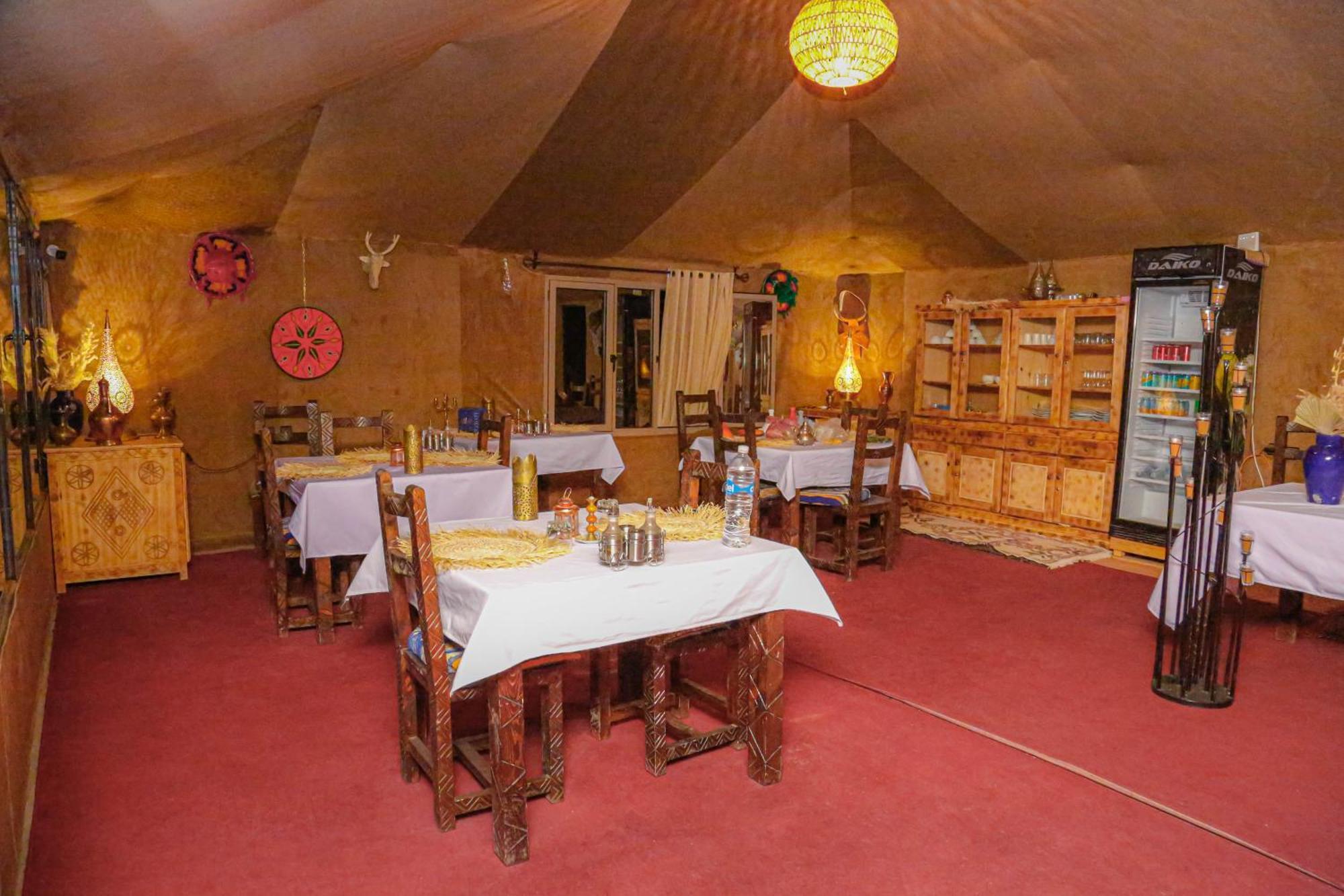 Hassan Luxury Camp 메르주가 외부 사진