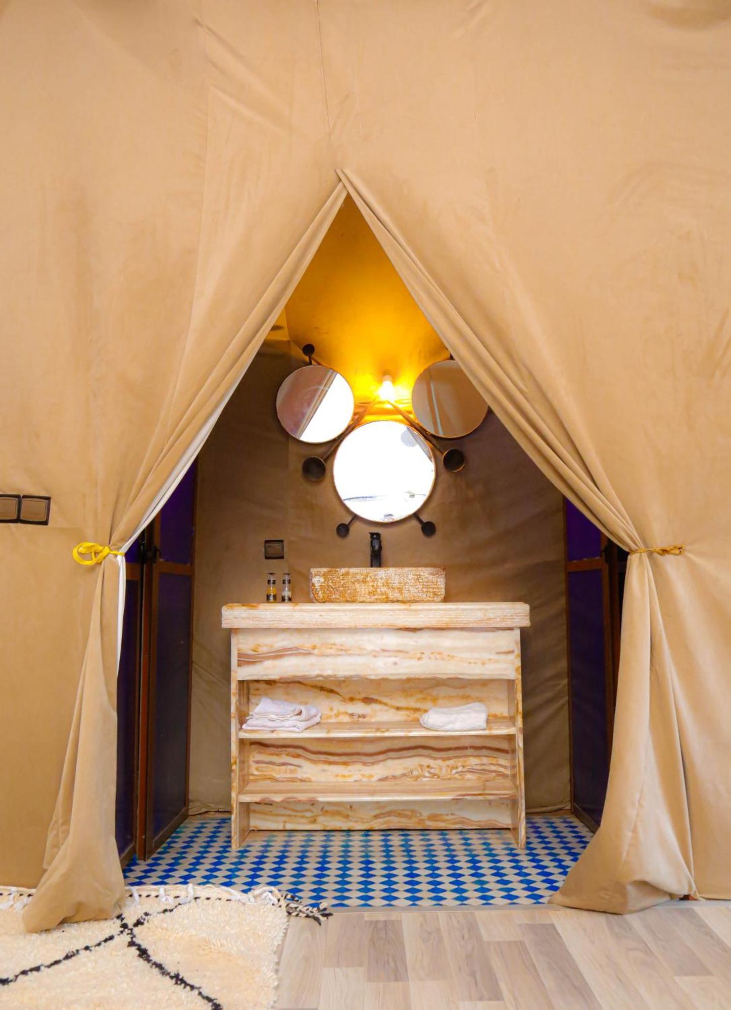 Hassan Luxury Camp 메르주가 외부 사진