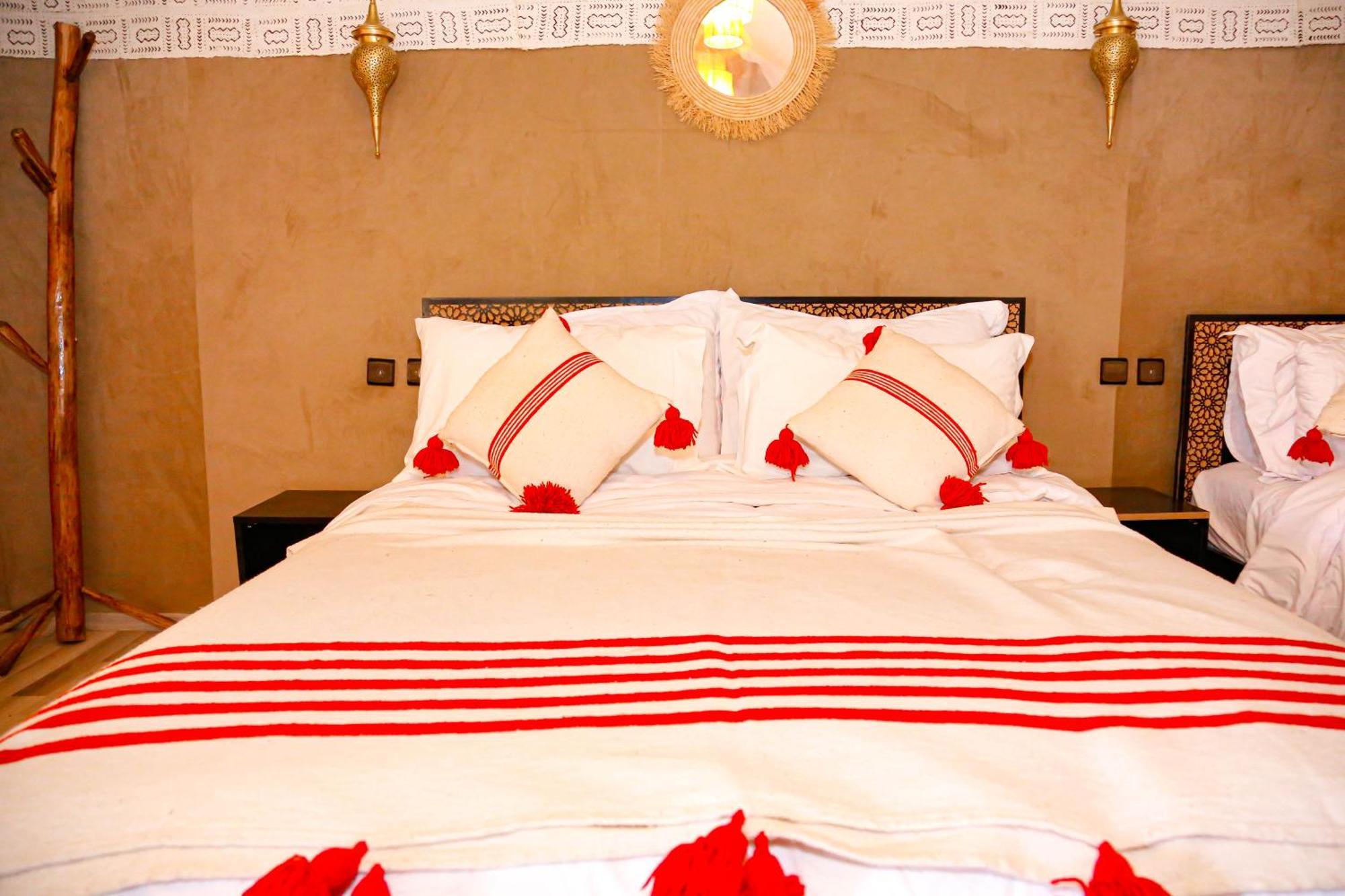 Hassan Luxury Camp 메르주가 외부 사진
